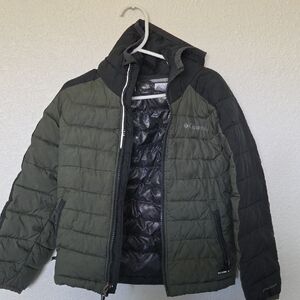 Columbia Olive Green and Black Quilted Hooded Jacket
